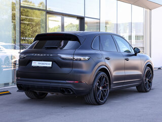 2020 Porsche Cayenne S III, чёрный, 6498000 рублей, вид 5