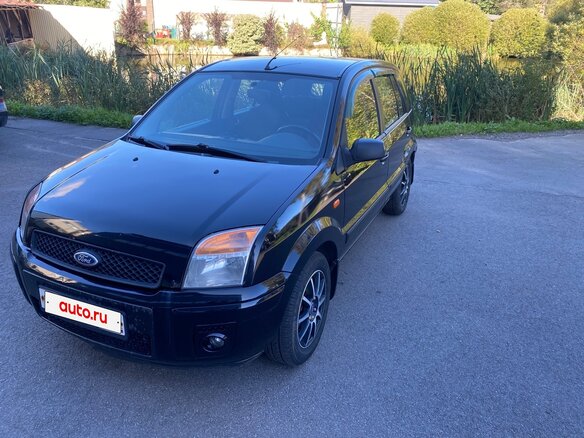 2007 Ford Fusion I Рестайлинг, чёрный, 320000 рублей - вид 2