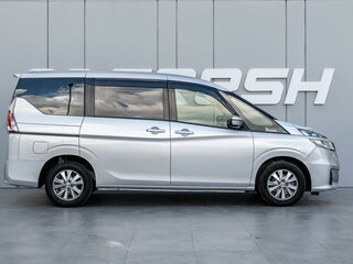 2017 Nissan Serena V (C27), серый, 1798000 рублей, вид 5