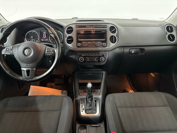 2011 Volkswagen Tiguan I Рестайлинг, серебристый, 1230000 рублей - вид 9