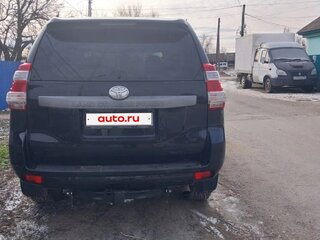 2014 Toyota Land Cruiser Prado 150 Series Рестайлинг 1, чёрный, 2900000 рублей, вид 3