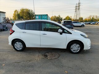 2017 Nissan Note II Рестайлинг, белый, 999000 рублей, вид 4