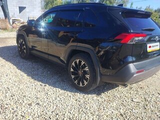 2022 Toyota RAV4 V (XA50), чёрный, 3600000 рублей, вид 5