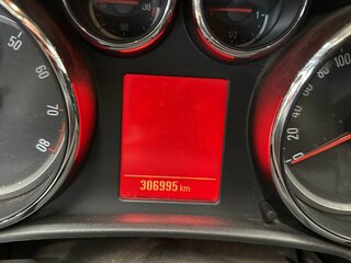 2013 Opel Astra GTC J Рестайлинг, белый, 525000 рублей, вид 5