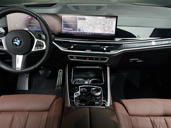 2025 BMW X5 40d IV (G05/G18) Рестайлинг, чёрный, 12459069 рублей - вид 6