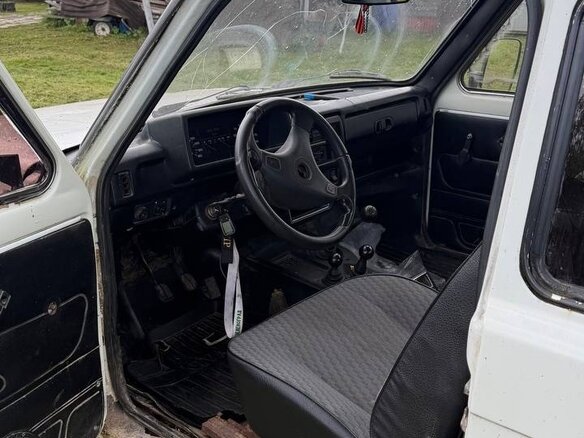 1999 Lada (ВАЗ) 2121 (4x4) I Рестайлинг, белый, 50000 рублей - вид 5