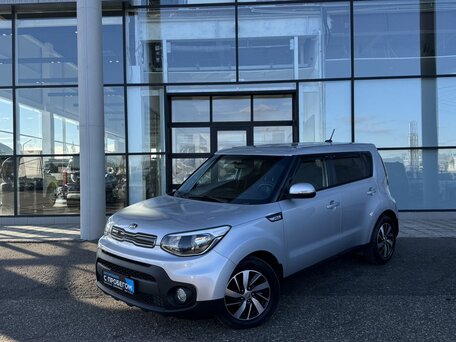2017 Kia Soul II Рестайлинг, серый, 1495000 рублей, вид 1