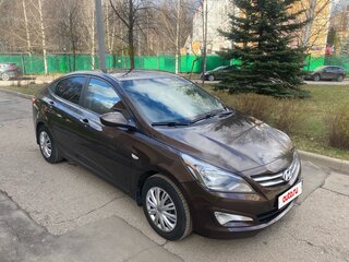 2016 Hyundai Solaris I Рестайлинг, коричневый, 900000 рублей, вид 1