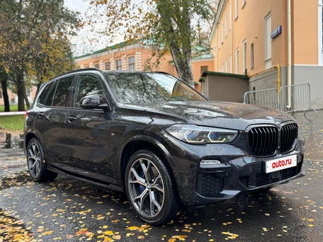 2021 BMW X5 30d IV (G05/G18), чёрный, 8190000 рублей, вид 4