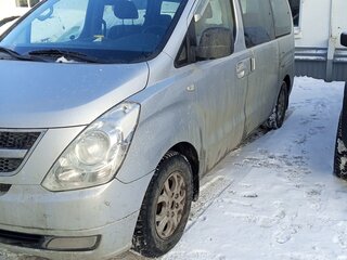 2010 Hyundai Grand Starex I, серый, 1320000 рублей, вид 3