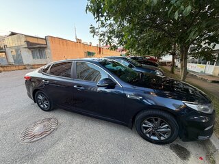 2019 Kia Optima IV Рестайлинг, синий, 1950000 рублей, вид 3