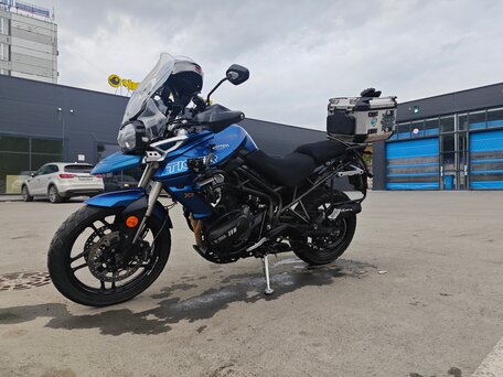 2018 Triumph Tiger 800, синий, 850000 рублей, вид 1