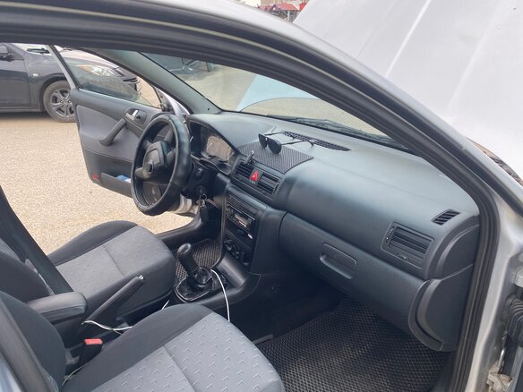 2010 Skoda Octavia I (A4) Рестайлинг, серебристый, 365000 рублей - вид 19