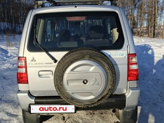 2010 Mitsubishi Pajero Mini II, серебристый, 750000 рублей, вид 3