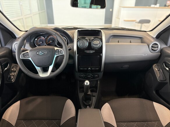 2026 Lada (ВАЗ) Largus Cross I Рестайлинг, серебристый, 2092000 рублей - вид 9