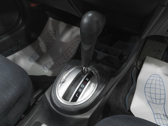 2010 Honda Fit II, белый - вид 15