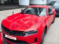 2019 Chevrolet Camaro 8-speed VI Рестайлинг, красный, 3390000 рублей - вид 1
