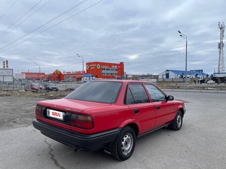 1991 Toyota Corolla VI (E90), красный, 530000 рублей, вид 4