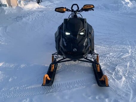 2023 BRP Ski-Doo Summit 850, чёрный, 2500000 рублей, вид 2