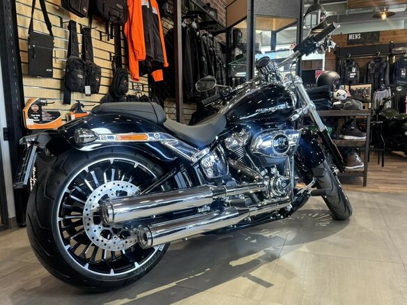 2025 Harley-Davidson Breakout, чёрный, 3550000 рублей - вид 25
