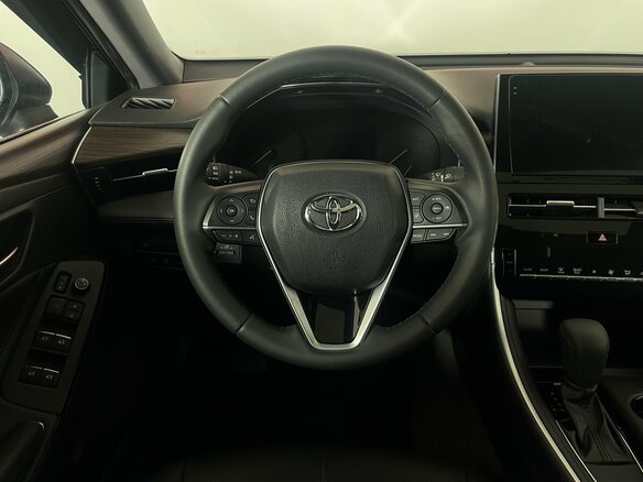 2022 Toyota Avalon V, чёрный, 3000000 рублей - вид 13