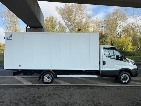 2020 Iveco Daily, белый - вид 3