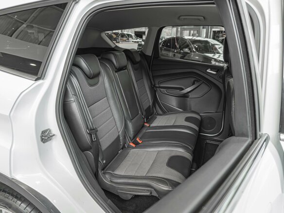 2016 Ford Kuga II, белый - вид 11
