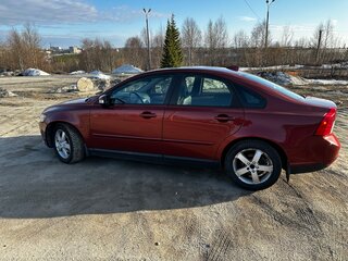 2009 Volvo S40 II Рестайлинг, красный, 750000 рублей, вид 4