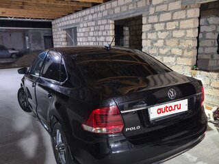 2017 Volkswagen Polo V Рестайлинг, чёрный, 1190000 рублей, вид 4