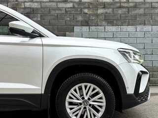 2022 Volkswagen Taos I, белый, 4200000 рублей, вид 4