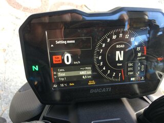 2023 Ducati Streetfighter V4, чёрный, 1930862 рублей, вид 4