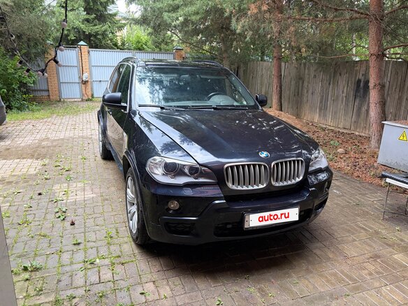 2010 BMW X5 35d II (E70) Рестайлинг, чёрный - вид 1