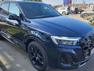 2025 Audi Q7 50 TDI II (4M) Рестайлинг 2, чёрный, 16350000 рублей, вид 2