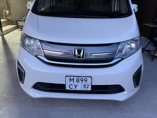2015 Honda Stepwgn V, белый, 1780000 рублей, вид 1