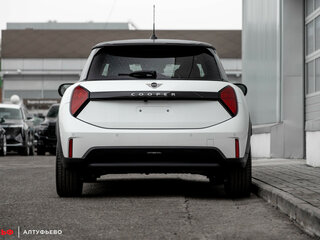 2024 Mini Hatch C IV (F65/F66/J01), белый, 4899000 рублей, вид 4