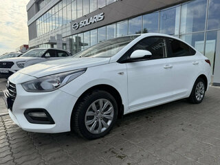 2019 Hyundai Solaris II, белый, 881096 рублей, вид 3