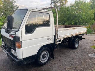 1992 Mazda Titan, белый, 750000 рублей, вид 3