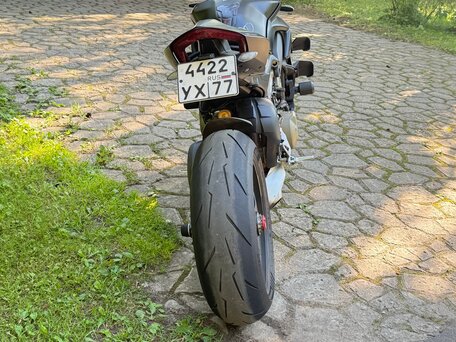 2022 Ducati Streetfighter V4, чёрный, 2090000 рублей, вид 5