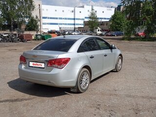 2014 Chevrolet Cruze I Рестайлинг, серебристый, 650000 рублей, вид 5