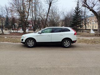 2011 Volvo XC60 I, белый, 1295000 рублей, вид 4