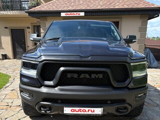 2020 Ram 1500 Quad Cab V, чёрный, 6260000 рублей, вид 2