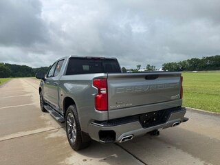 2026 Chevrolet Silverado Double Cab IV (T1XX) Рестайлинг, серебристый, 8590000 рублей, вид 4