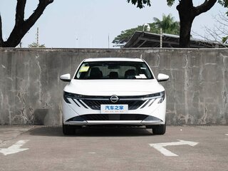 2026 Nissan Sylphy V (B19), белый, 2000000 рублей, вид 2