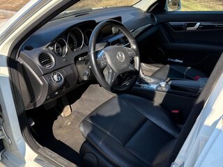 2012 Mercedes-Benz C-Класс 200 III (W204) Рестайлинг, белый, 1400000 рублей, вид 5