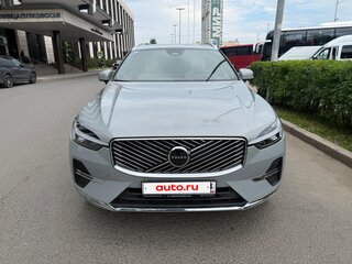 2025 Volvo XC60 II Рестайлинг 2, серый, 6450000 рублей, вид 3