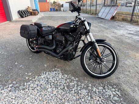 2020 Harley-Davidson Breakout, чёрный, 2400000 рублей, вид 2