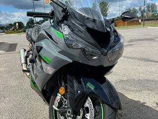 2021 Kawasaki ZZR 1400, серый, 1494803 рублей, вид 1