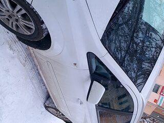 2012 Opel Zafira B Рестайлинг, белый, 600000 рублей, вид 1