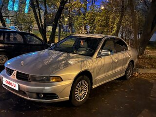 2002 Mitsubishi Galant VIII Рестайлинг, серебристый, 330000 рублей, вид 1