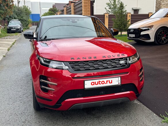 2020 Land Rover Range Rover Evoque II, красный